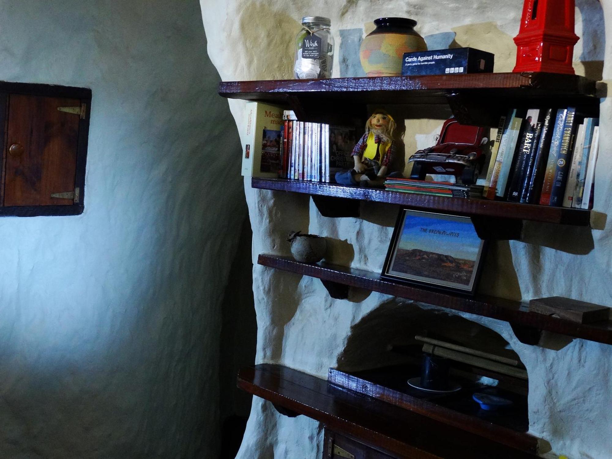 Di'S Dugouts Otel Coober Pedy Dış mekan fotoğraf